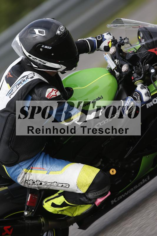 Archiv-2023/24 23.05.2023 Speer Racing ADR/Freies Fahren rot und gelb/backside